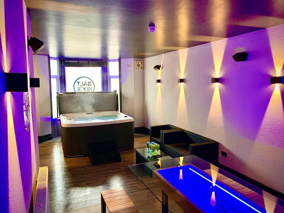 Salt-Rock Villa Blackpool Ngoại thất bức ảnh