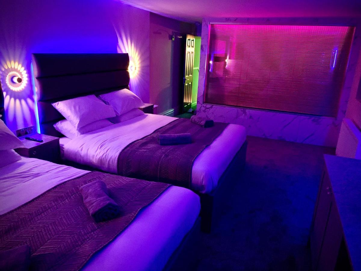 Salt-Rock Villa Blackpool Ngoại thất bức ảnh
